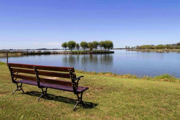 Foto de Camping Bahía de Los Lobos - Lobos en Bahía de Los Lobos,Lobos,Buenos Aires