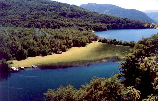 Foto de Camping Los Rápidos - Bariloche en Camping los Rápidos, Lago Mascardi, San Carlos de Bariloche, Bariloche, Río Negro, Argentina