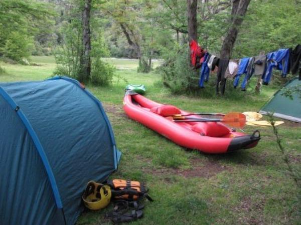Foto de Camping Los Rápidos - Bariloche en Camping los Rápidos, Lago Mascardi, San Carlos de Bariloche, Bariloche, Río Negro, Argentina