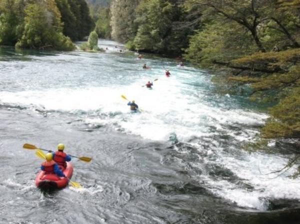 Foto de Camping Los Rápidos - Bariloche en Camping los Rápidos, Lago Mascardi, San Carlos de Bariloche, Bariloche, Río Negro, Argentina