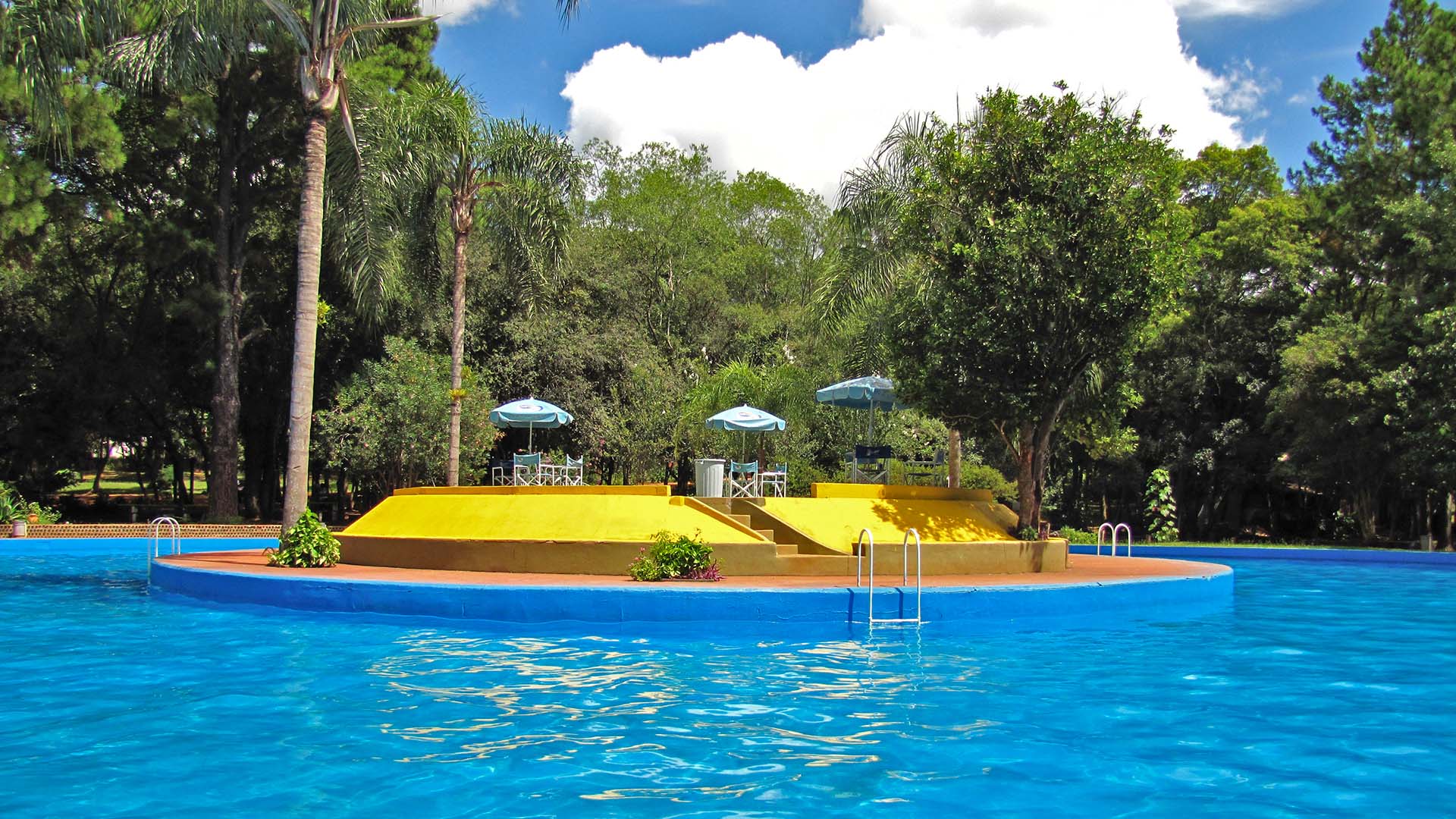 Foto de Camping Complejo Turístico La Isla - Leandro N. Alem en Camping La Isla, Leandro N. Alem, Misiones, Argentina